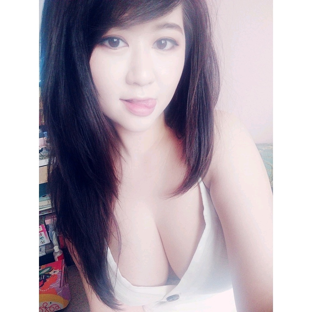 Meet your Posher, Vivian